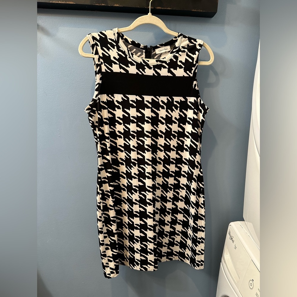 Calvin Klein Houndstooth Dress Size 8 black & white checkered CK stretch